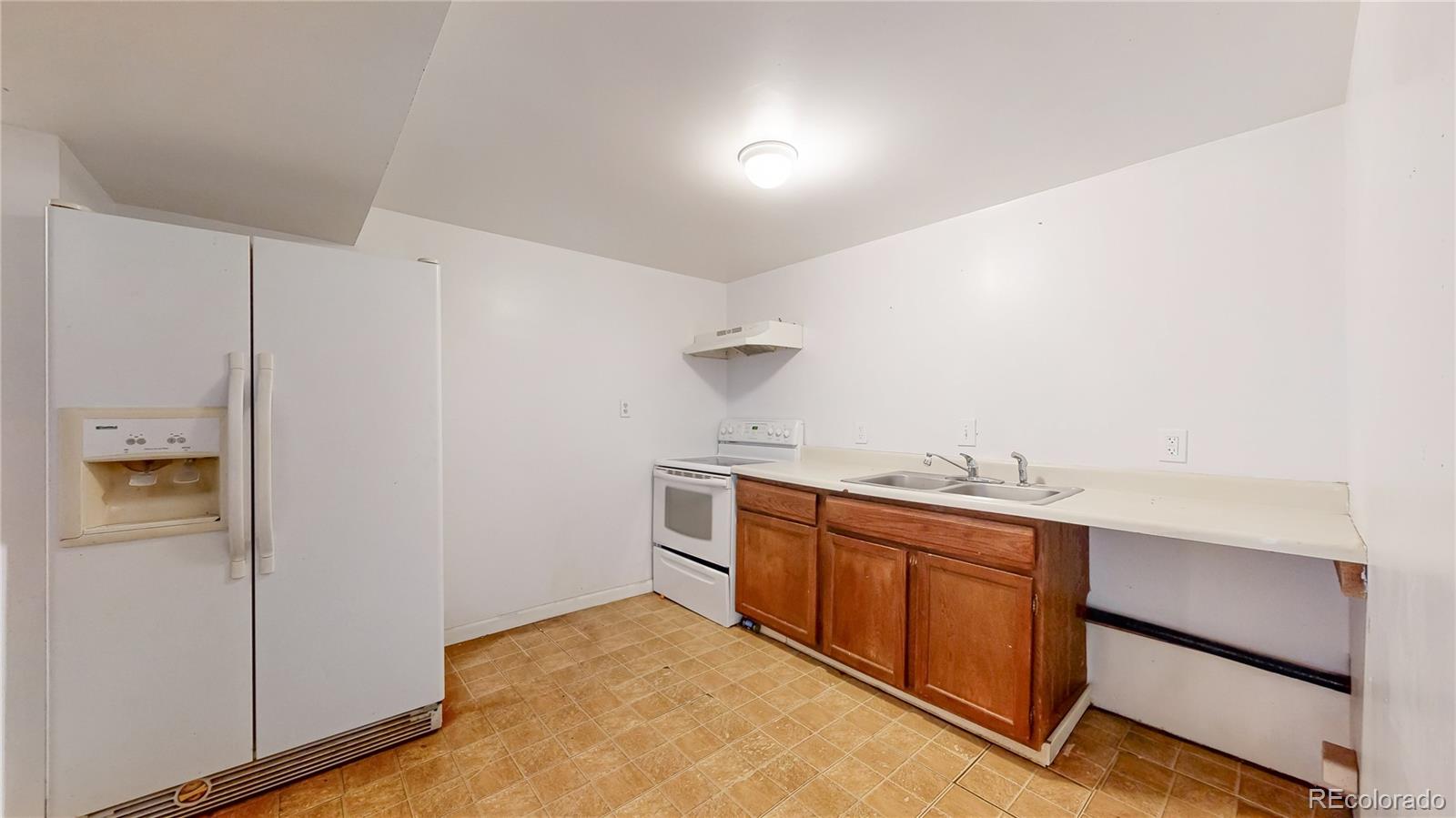 8306 Conifer Road Denver, CO 80221 - Photo 16 of 27