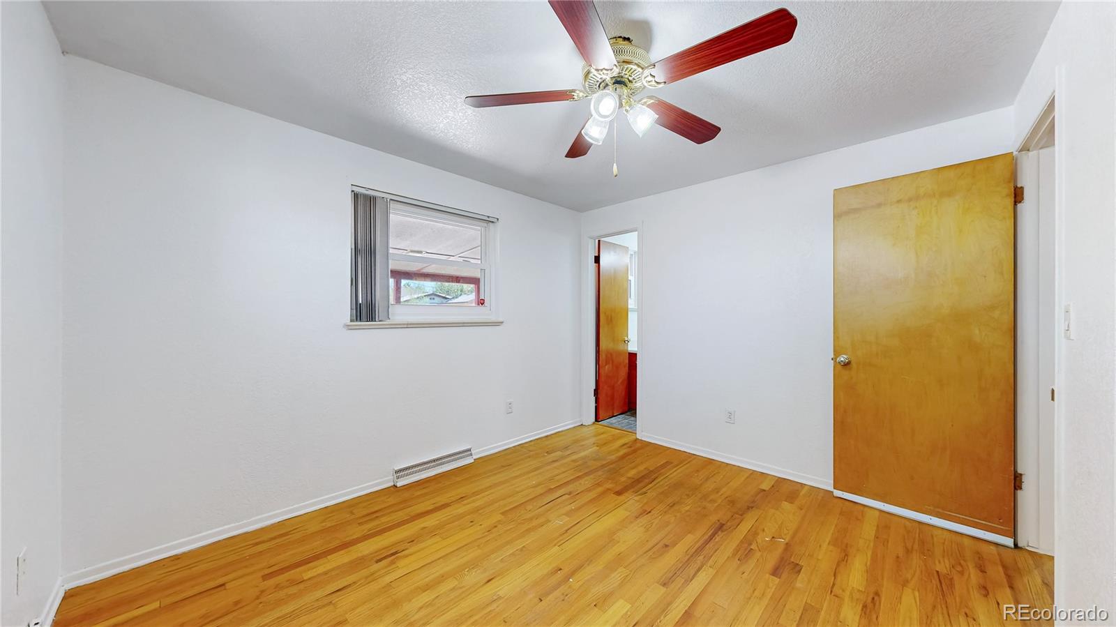 8306 Conifer Road Denver, CO 80221 - Photo 10 of 27