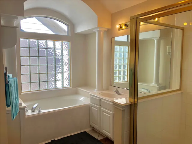 $2,150 | 13113 Sunset Cliff Court, Sugar Land, TX 77478