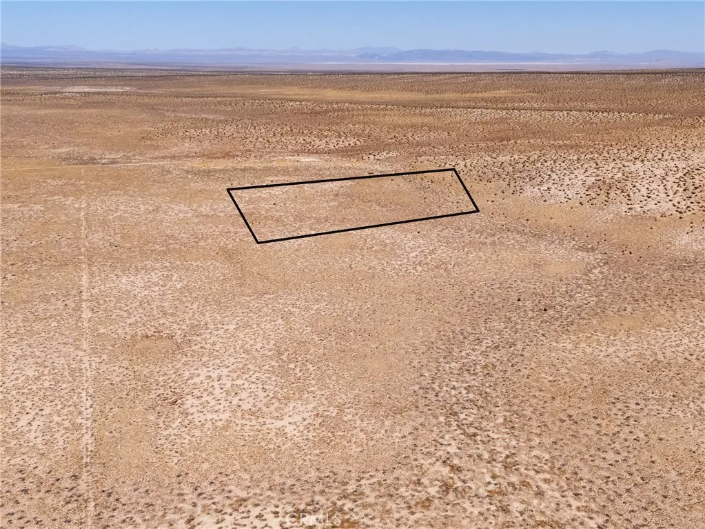 0 Tyler Helendale, CA 92342 - Photo 13 of 18 a view of an ocean