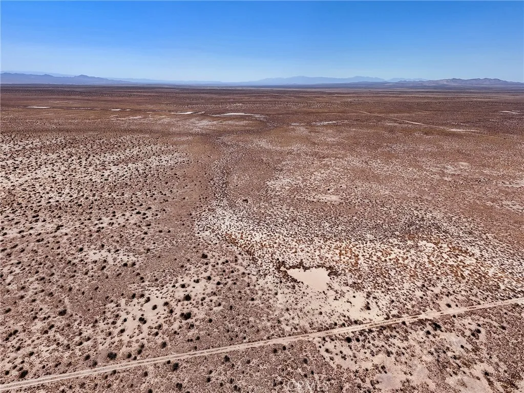 0 Tyler Helendale, CA 92342 - Photo 8 of 18 a view of city and ocean