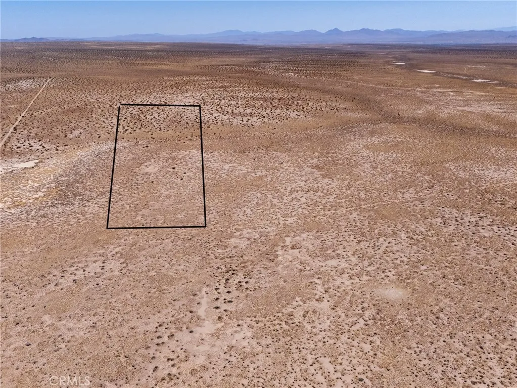 0 Tyler Helendale, CA 92342 - Photo 9 of 18 a view of a ocean view