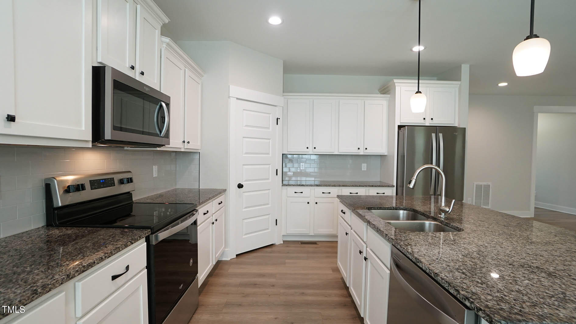 494 Redwood Road Zebulon, NC 27597 - Photo 13 of 60 DSC08366