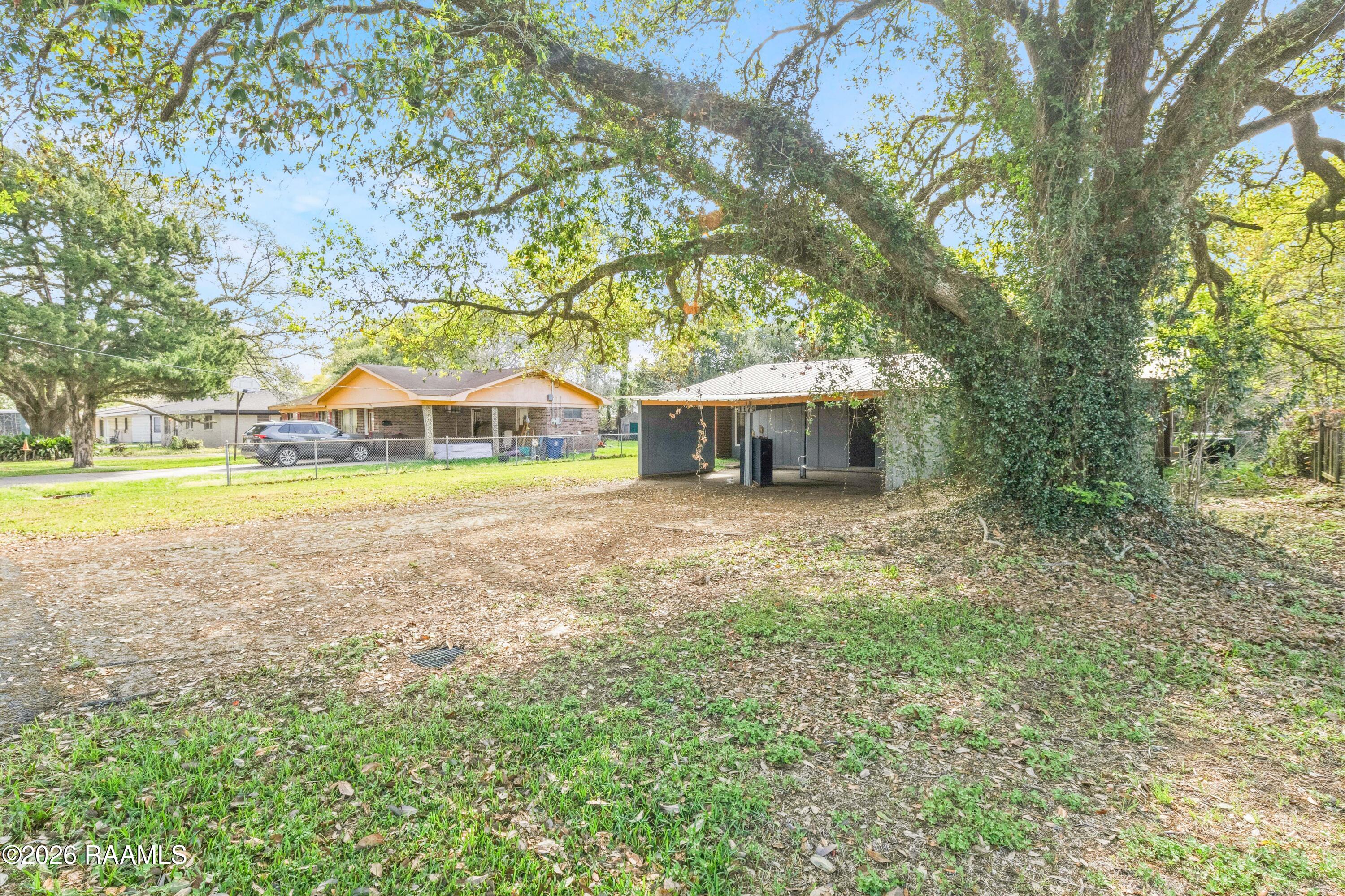 1179 West 14th Street Crowley, LA 70526 - Photo 4 of 35 1179W14thSt-1