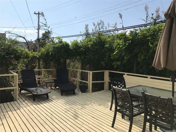 $7,150 | 342 Dehnhoff Walk, Ocean Beach, NY 11770