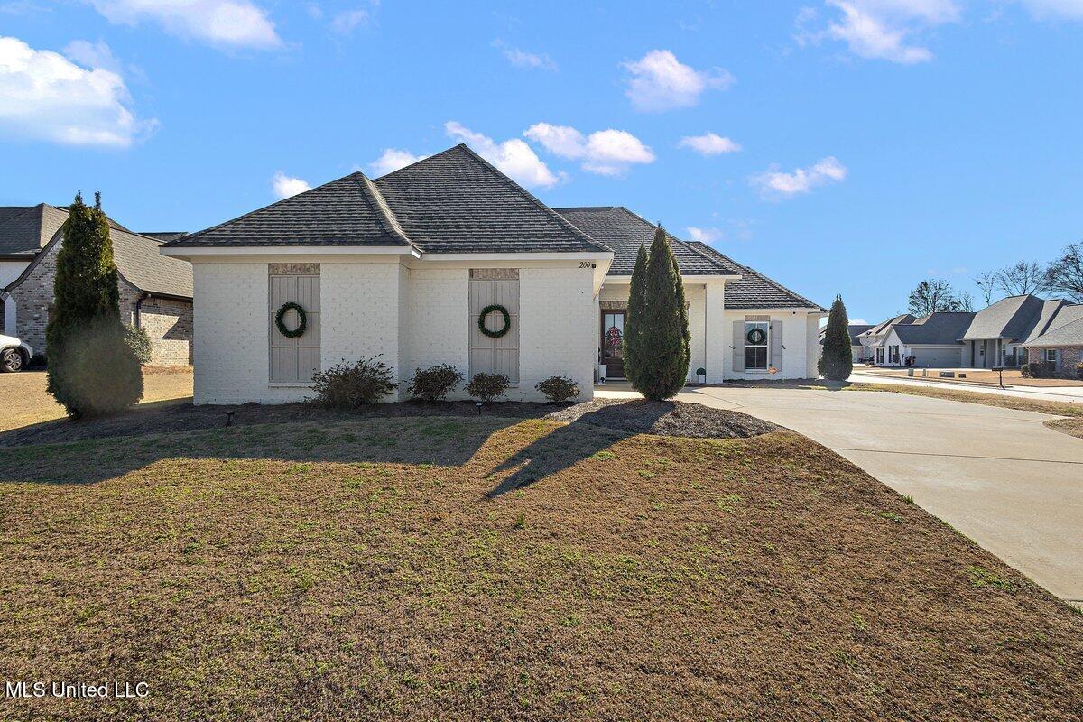 200 Dunbar Trail Canton, MS 39046 - Photo 2 of 29 HTP_0296