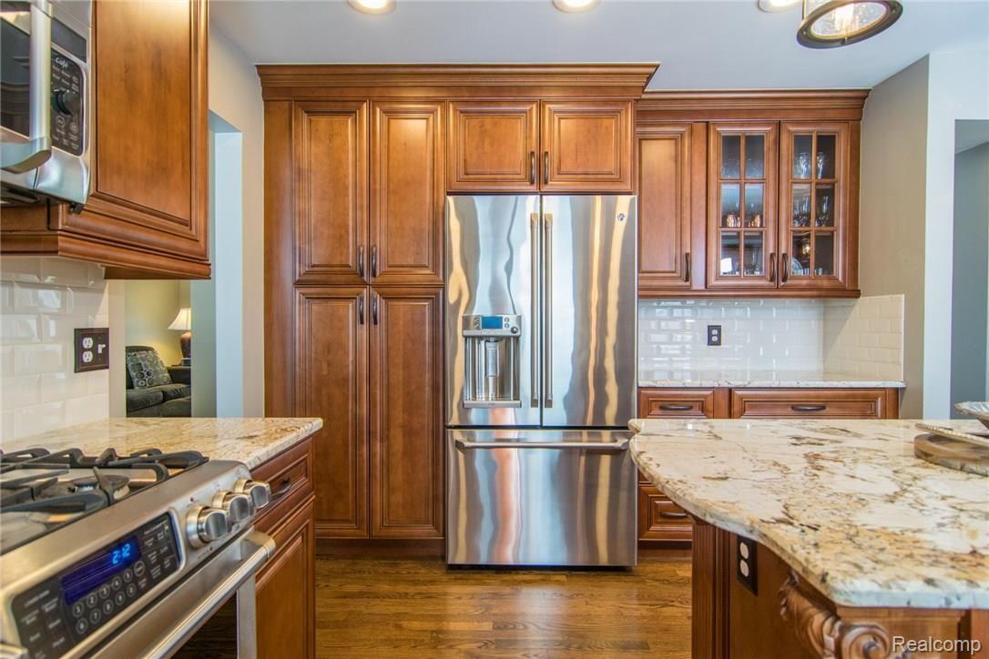 3149 Courtfield Drive Rochester, MI 48309 - Photo 10 of 58 DSC_1323.jpg