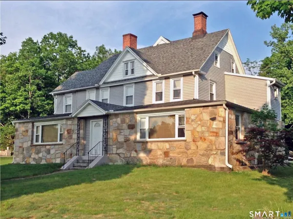 $729,900 | 387 South Main Street, Seymour, CT 06483