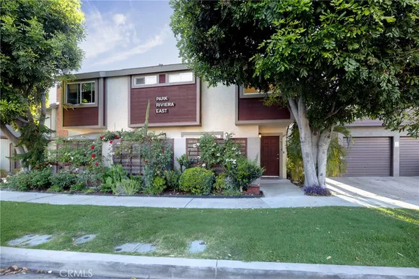 $639,000 | 1651 Park, Unit B, Long Beach, CA 90815