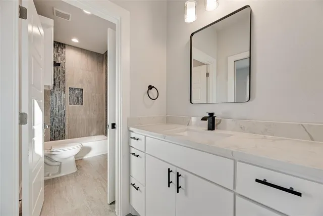 $429,700 | 2515 Fatima Avenue, Dallas, TX 75241