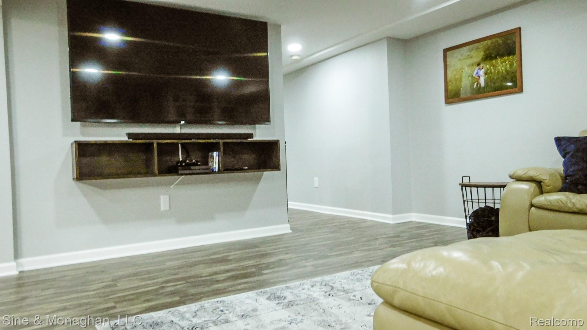 2570 Werner Road Columbus, MI 48063 - Photo 25 of 41 DSCN4361.jpg