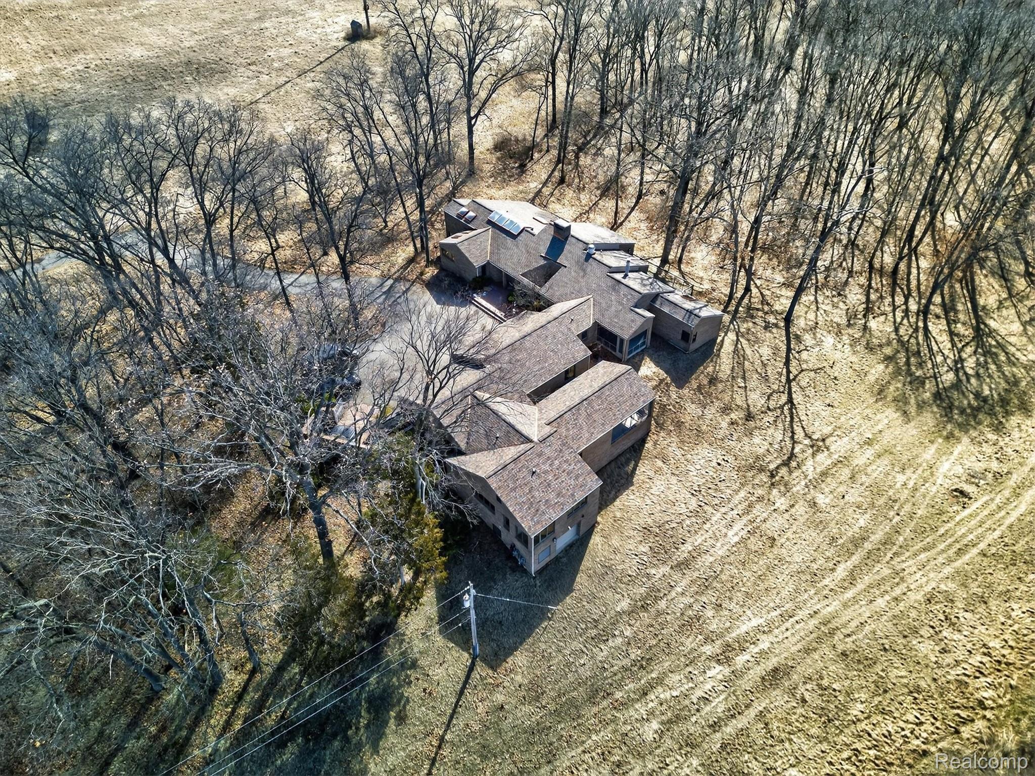 2551 Patterson Lk Road Pinckney, MI 48169 - Photo 84 of 95 Aerial