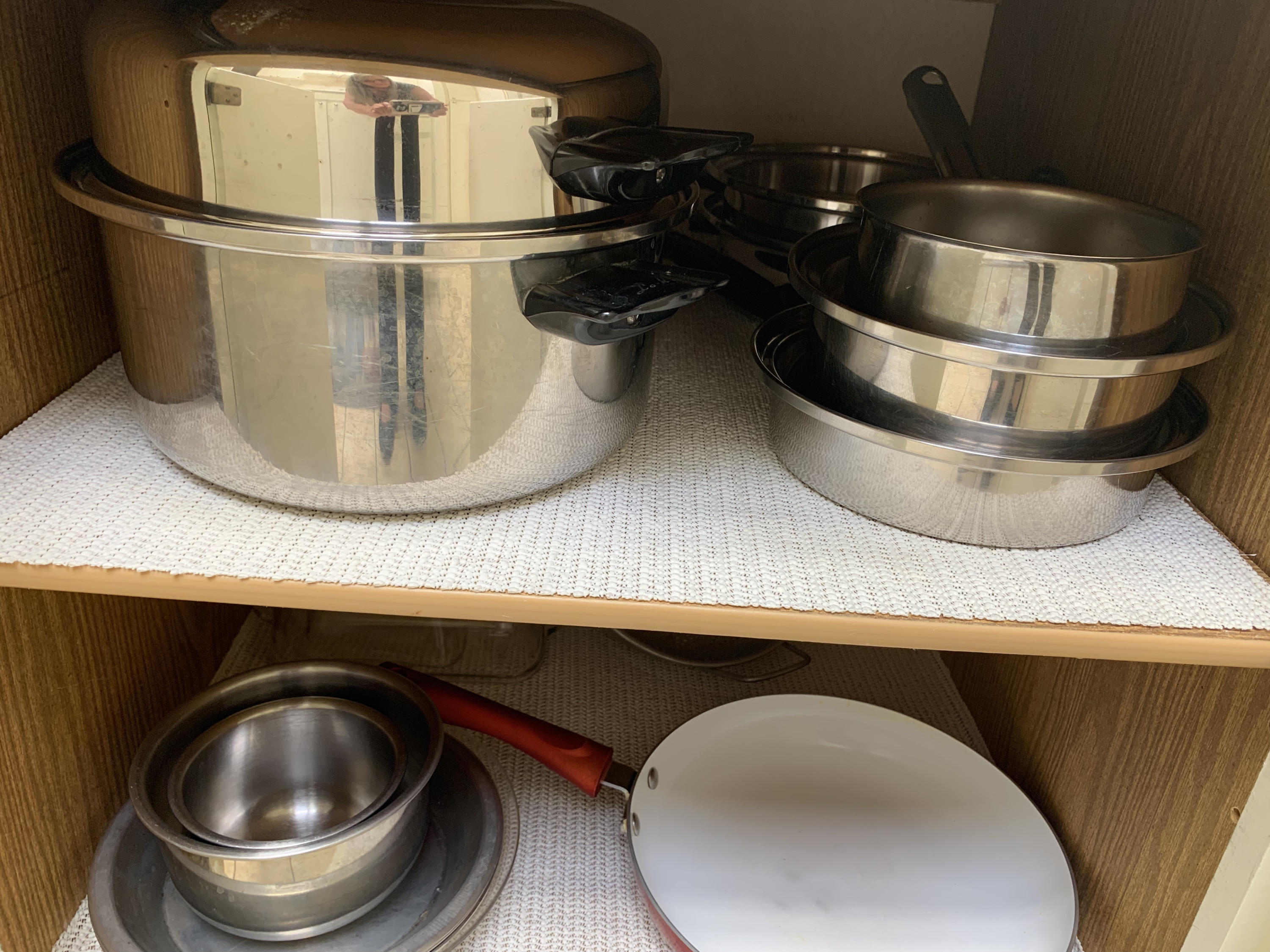 14300 West Bell Road, Unit 70 Surprise, AZ 85374 - Photo 14 of 39 Pots and Pans