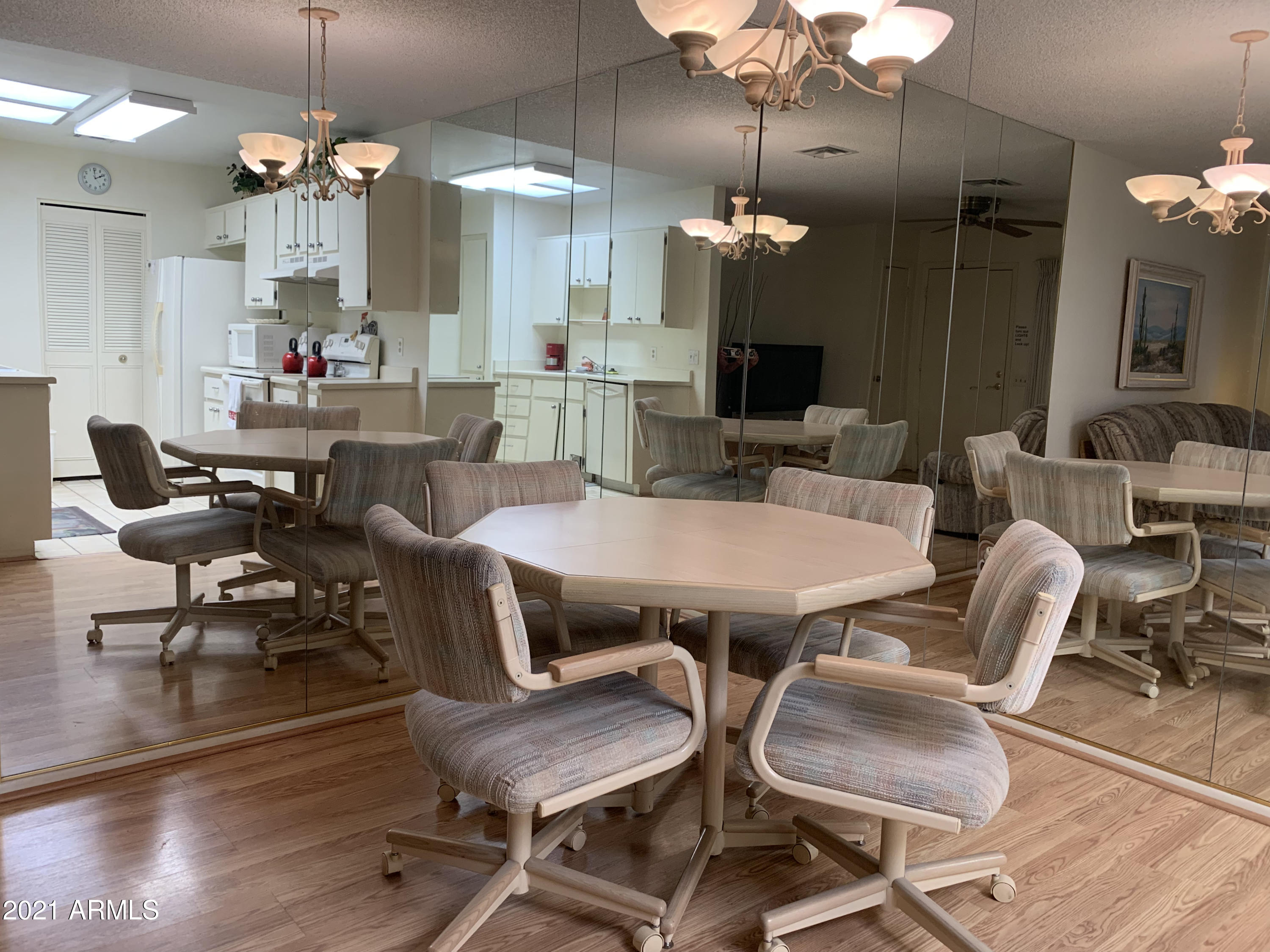 14300 West Bell Road, Unit 70 Surprise, AZ 85374 - Photo 15 of 39 Dining Room