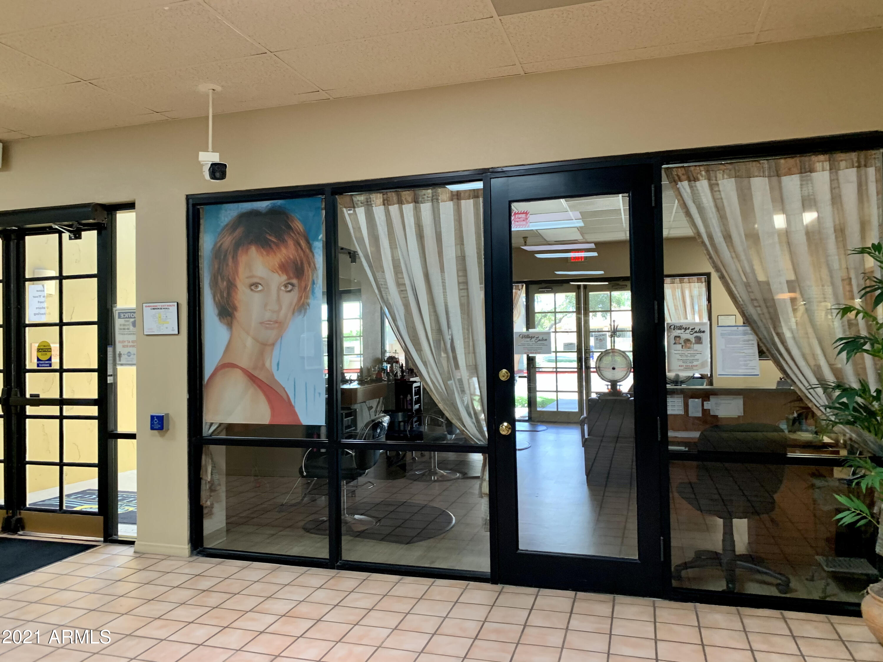 14300 West Bell Road, Unit 70 Surprise, AZ 85374 - Photo 24 of 39 Sun Village Beauty Salon and Barber Shop