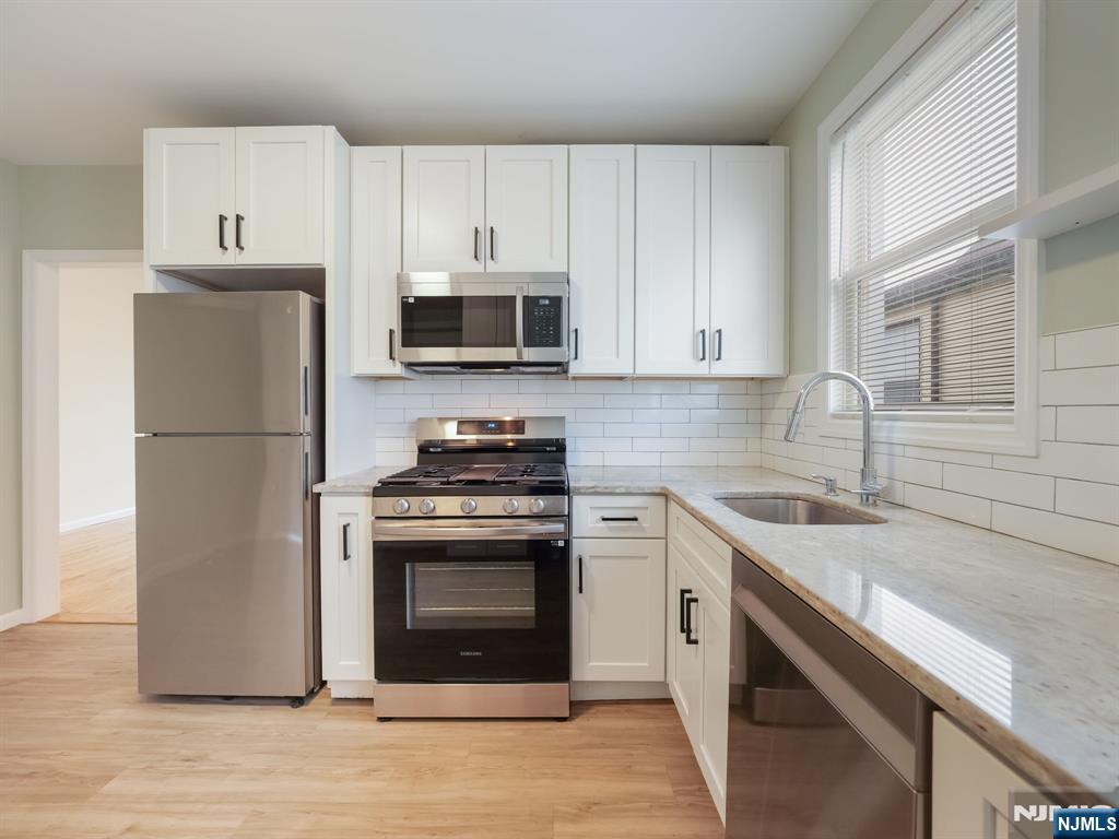 413 Lanza Avenue Garfield, NJ 07026 - Photo 7 of 37