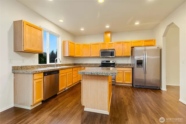 $915,000 | 5923 121st Street Southeast, Snohomish, WA 98296