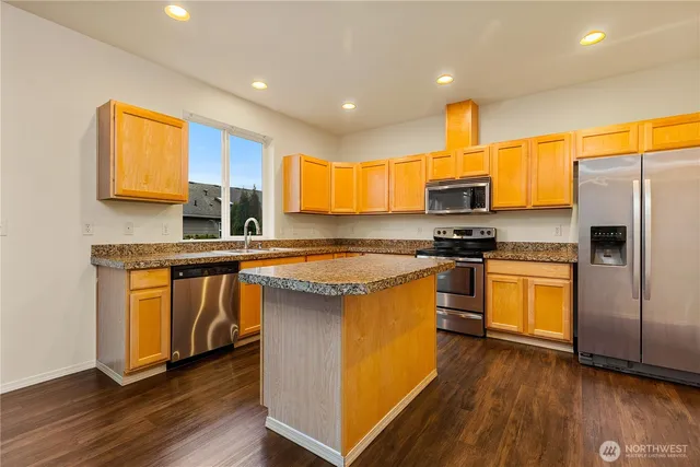 $915,000 | 5923 121st Street Southeast, Snohomish, WA 98296