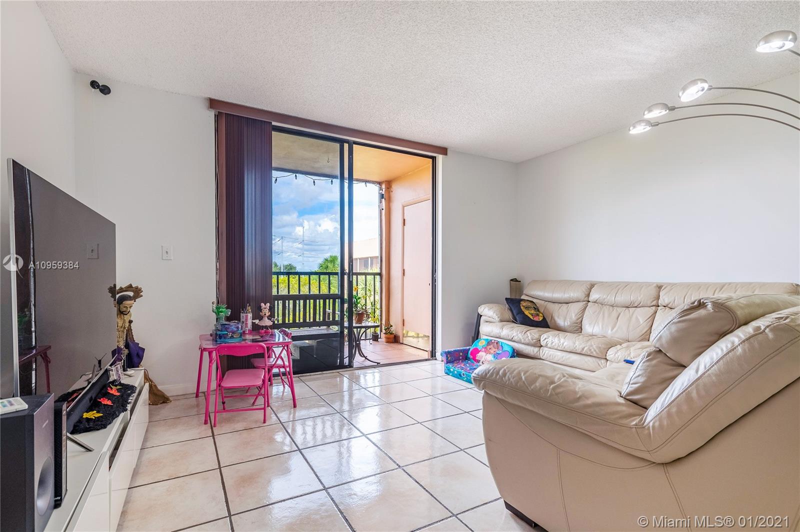 8500 Southwest 133rd Avenue Road, Unit 420 Miami, FL 33183 - Photo 11 of 33