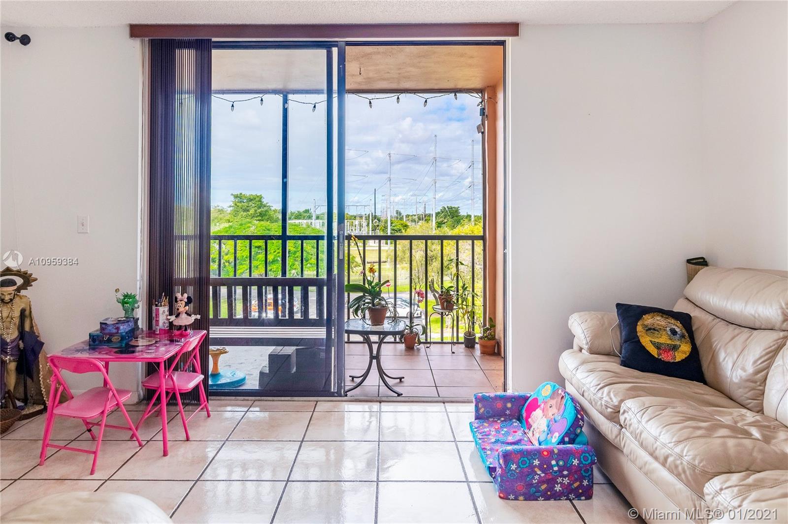 8500 Southwest 133rd Avenue Road, Unit 420 Miami, FL 33183 - Photo 14 of 33