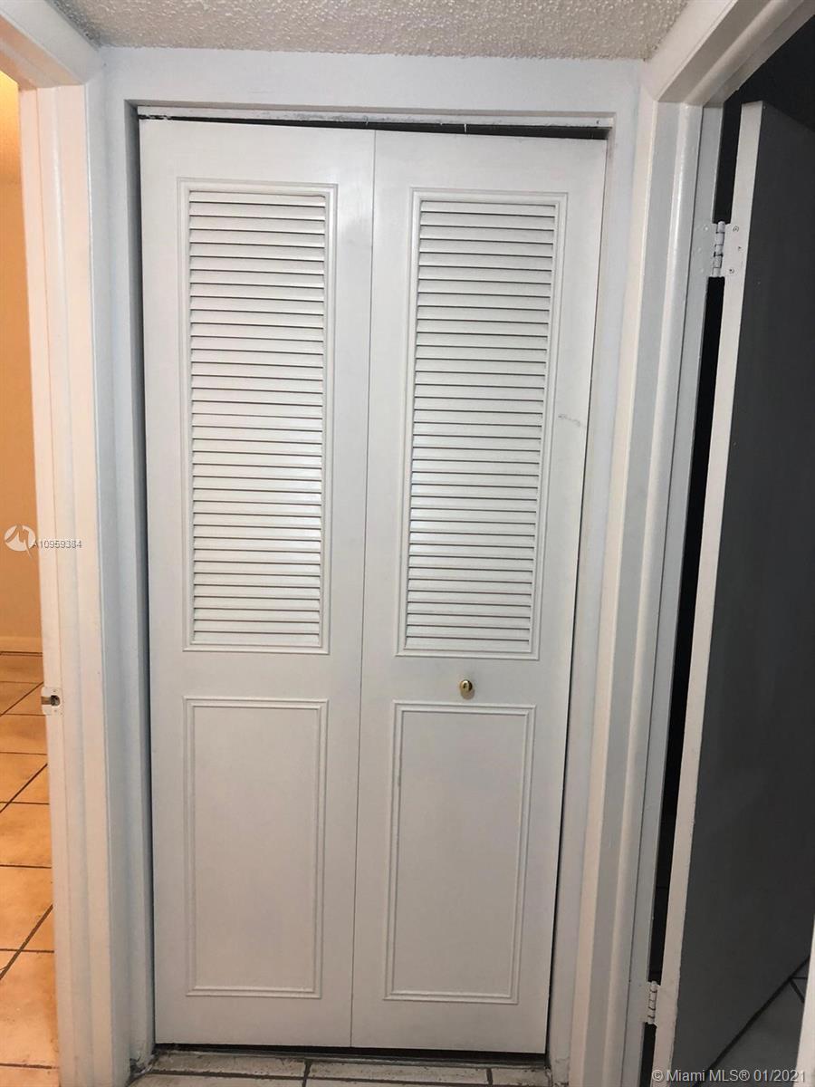 8500 Southwest 133rd Avenue Road, Unit 420 Miami, FL 33183 - Photo 30 of 33