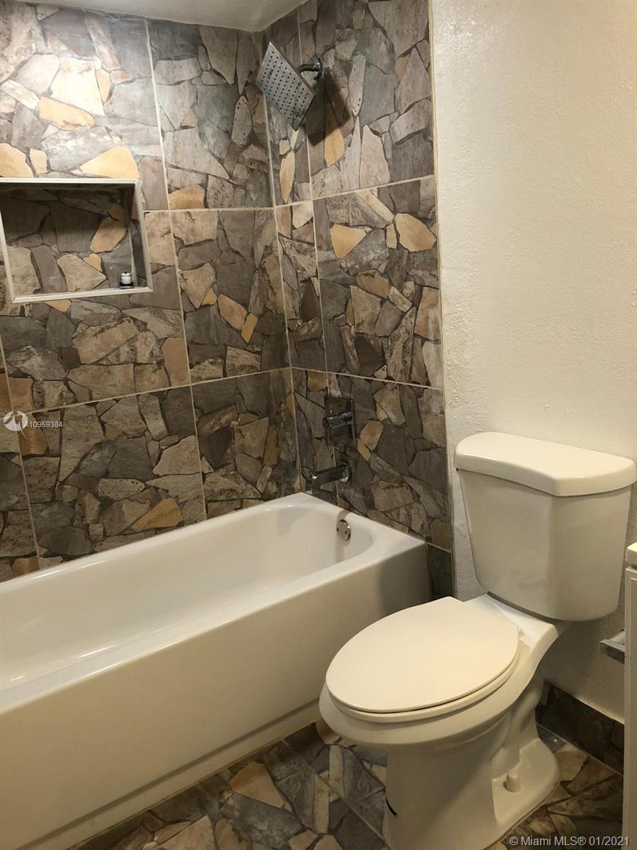 8500 Southwest 133rd Avenue Road, Unit 420 Miami, FL 33183 - Photo 31 of 33