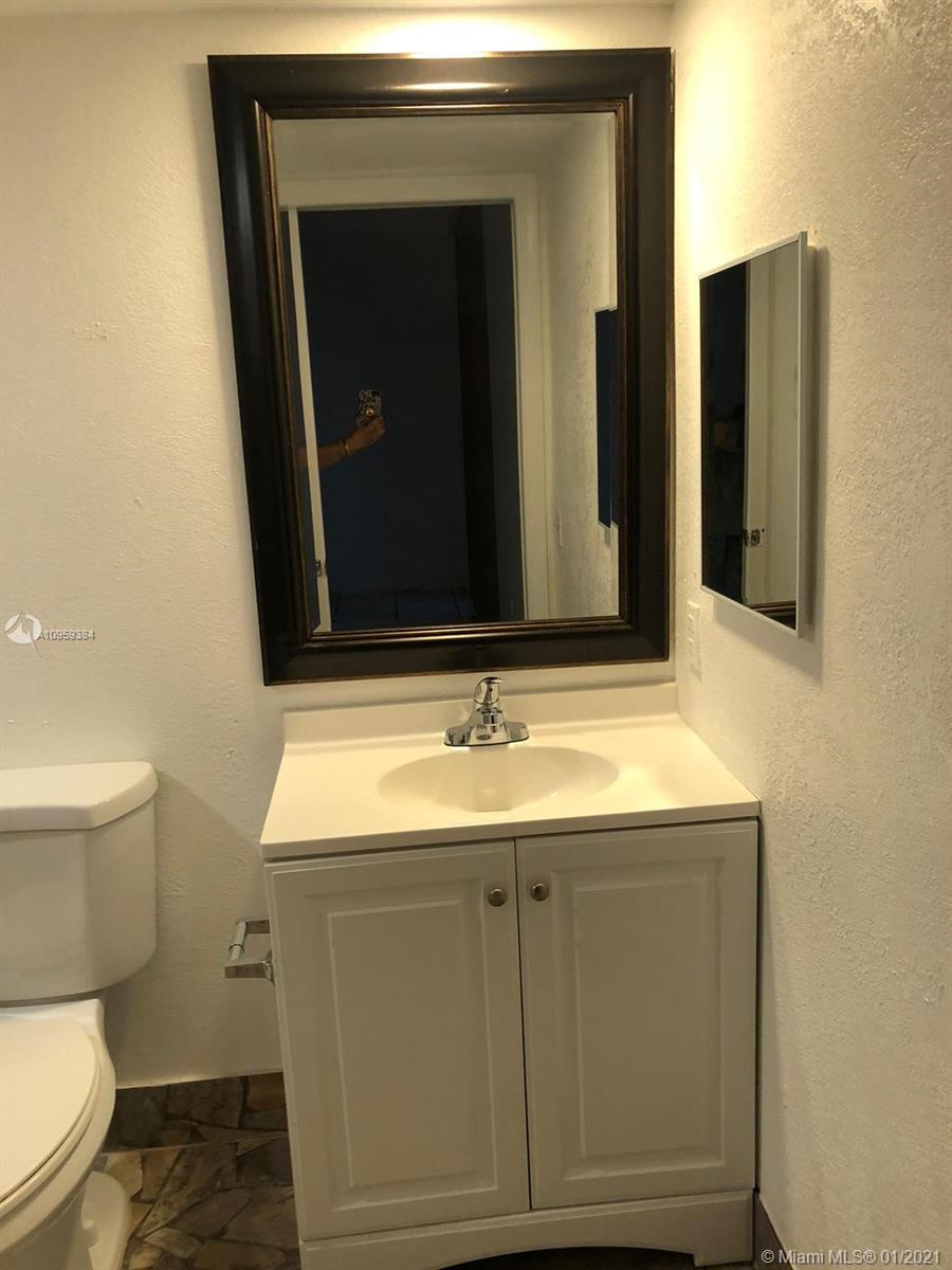 8500 Southwest 133rd Avenue Road, Unit 420 Miami, FL 33183 - Photo 32 of 33