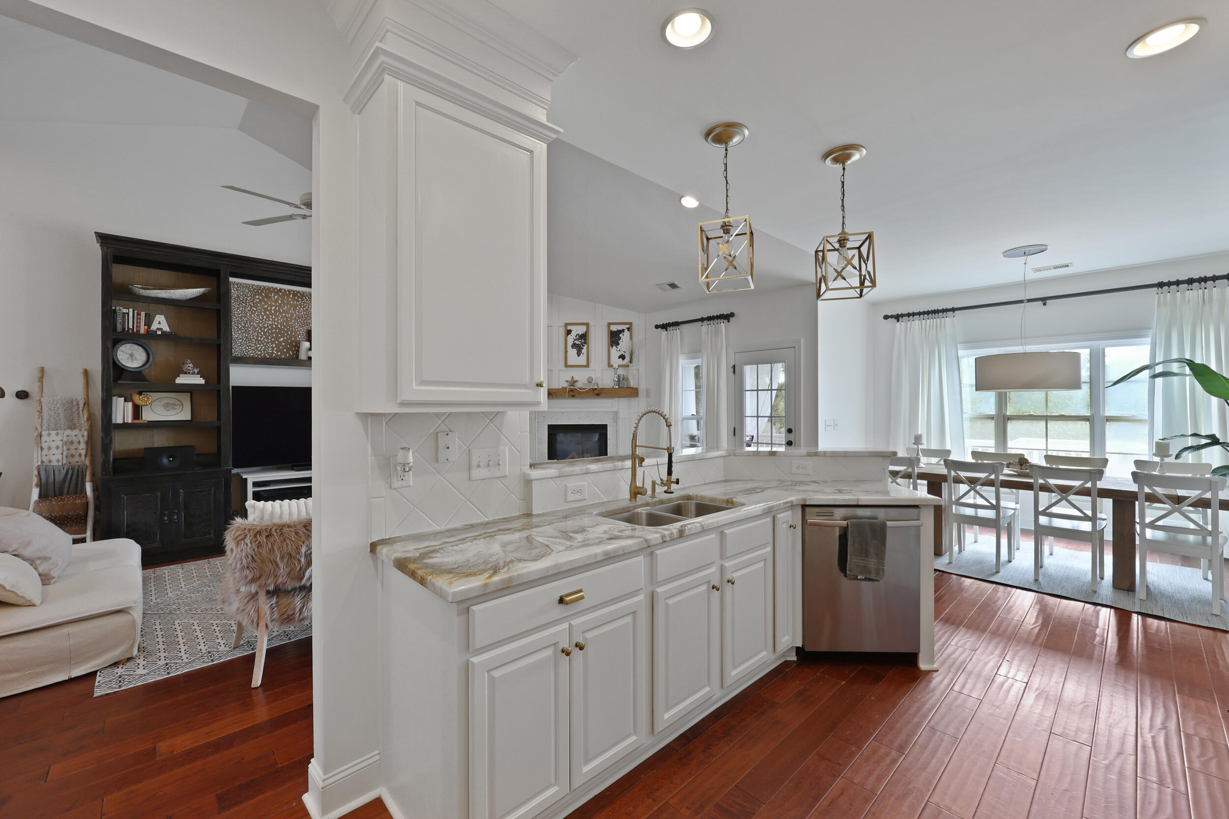 2141 Sandy Point Lane Mount Pleasant, SC 29466 - Photo 18 of 70 31_ru4a0168