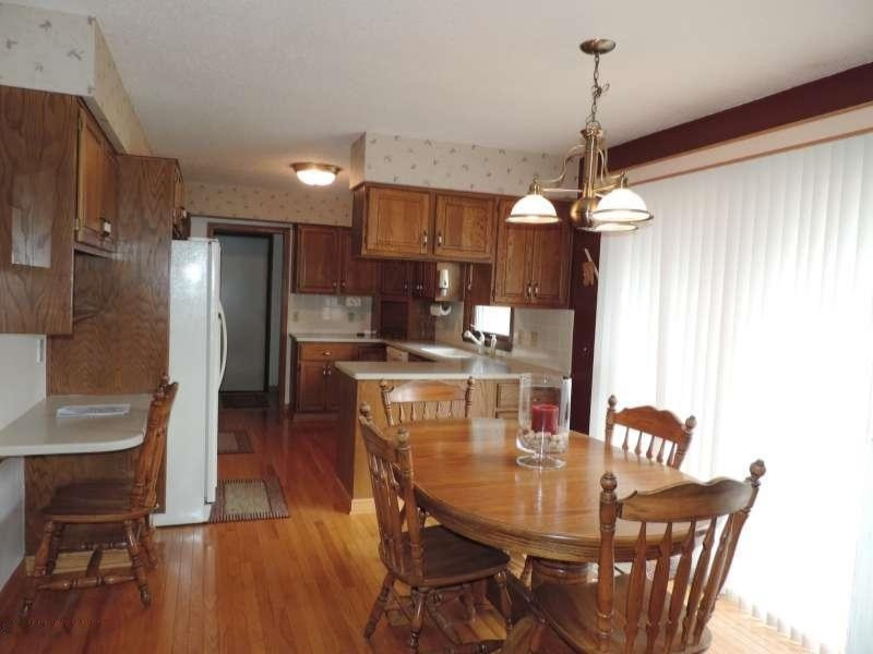 3216 Hanley Road Muskegon, MI 49441 - Photo 7 of 15 DSCN2030