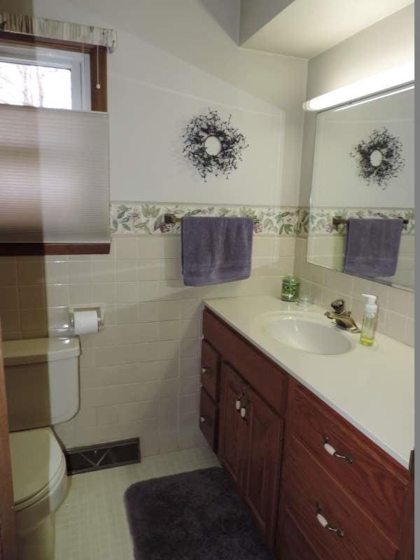 3216 Hanley Road Muskegon, MI 49441 - Photo 8 of 15 DSCN2031