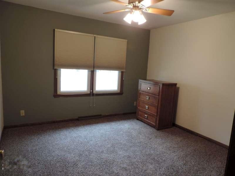 3216 Hanley Road Muskegon, MI 49441 - Photo 10 of 15 DSCN2033