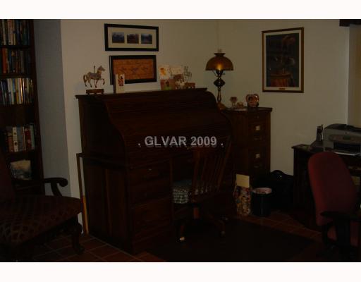 458 Leighann Road Henderson, NV 89015 - Photo 7 of 8 Studio/Study/Office.