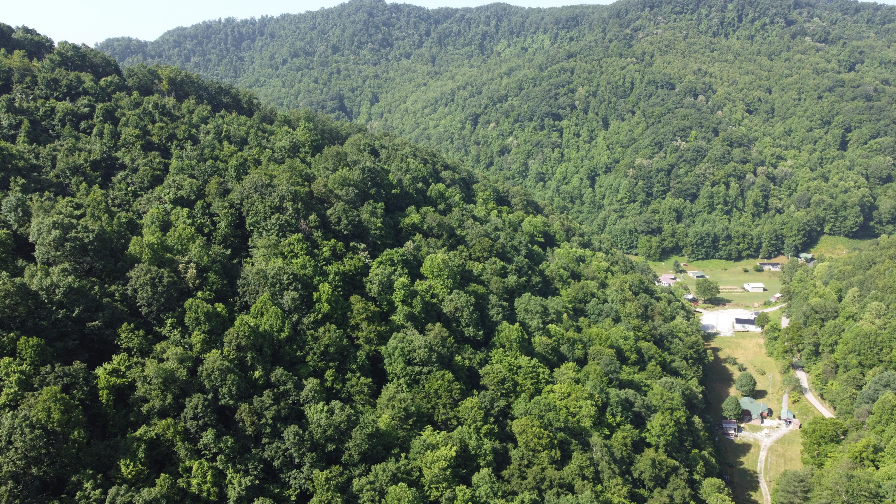 9999 Darby Branch Road Manchester, KY 40962 - Photo 14 of 23 DJI_0158