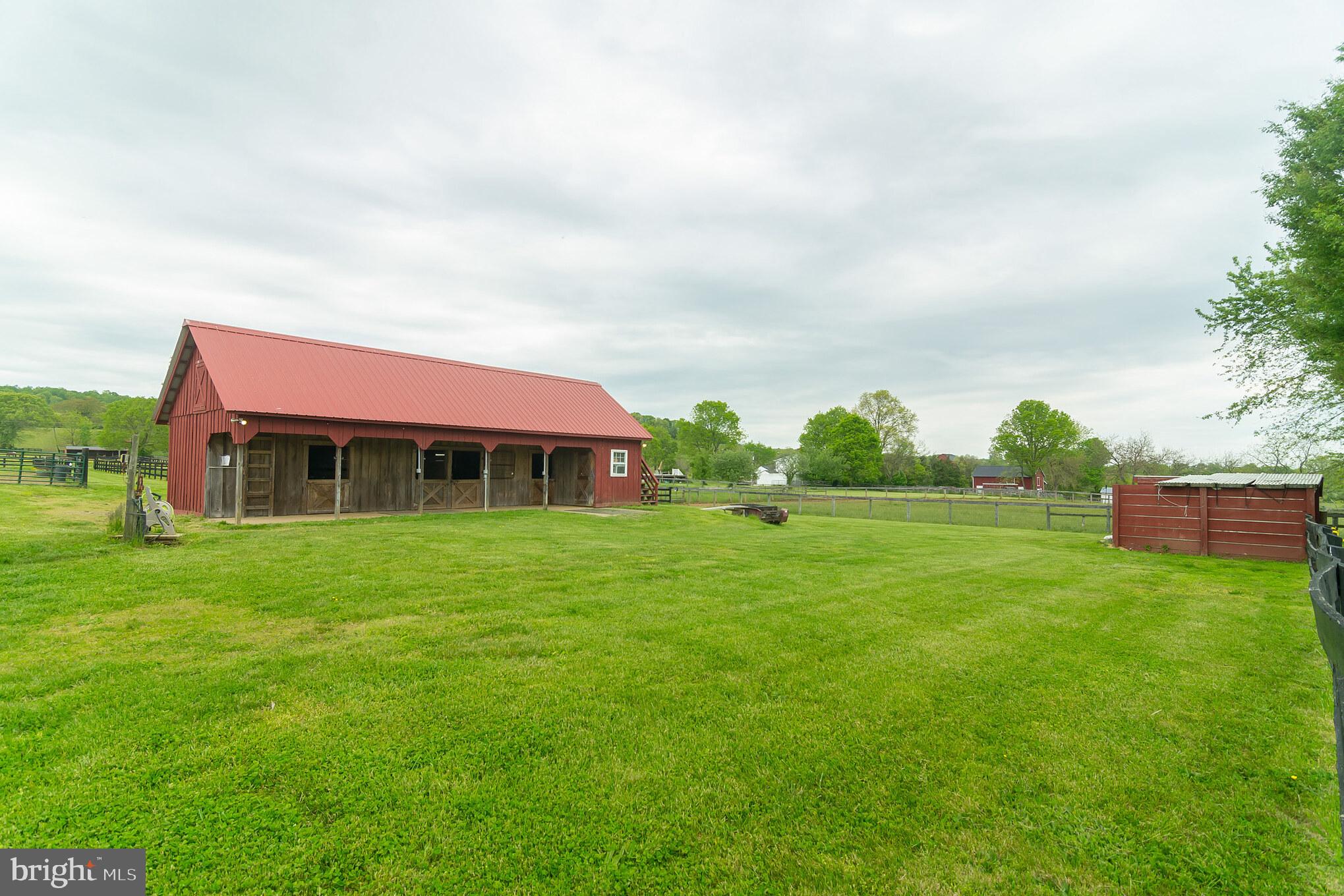 22727 Tail Race Road Aldie, VA 20105 - Photo 33 of 40 Gallery Image 33