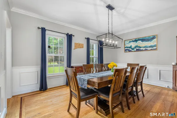 $875,000 | 1 West Mary Drive, Simsbury, CT 06070