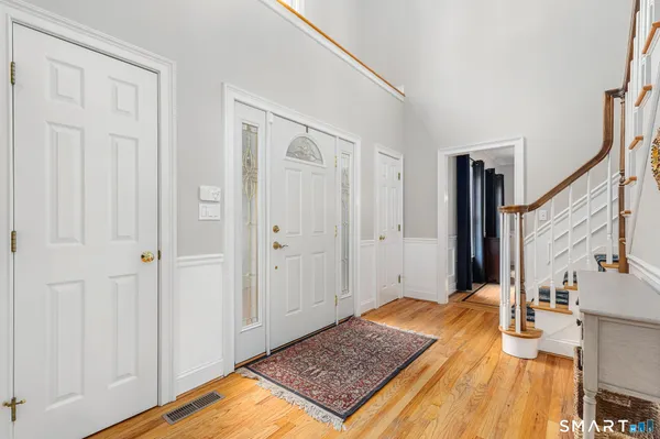 $875,000 | 1 West Mary Drive, Simsbury, CT 06070