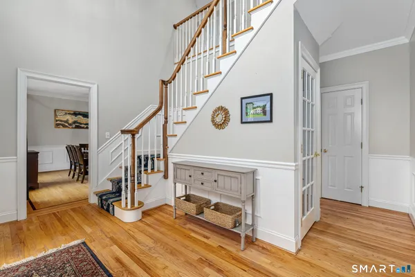 $875,000 | 1 West Mary Drive, Simsbury, CT 06070