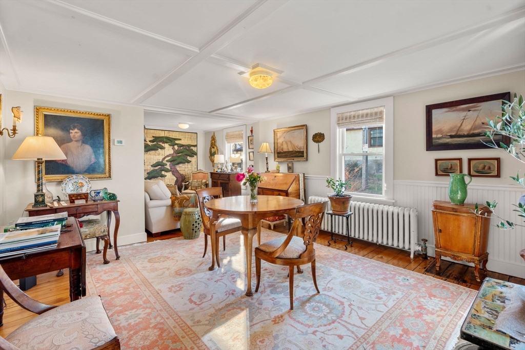 20 Haskell Street Gloucester, MA 01930 - Photo 7 of 27 a living room with furniture and a window