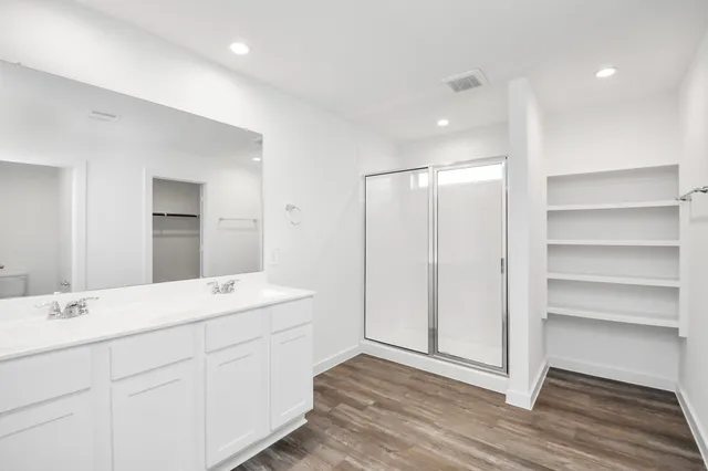 $2,300 | 8718 Partridge Court, Rosharon, TX 77583