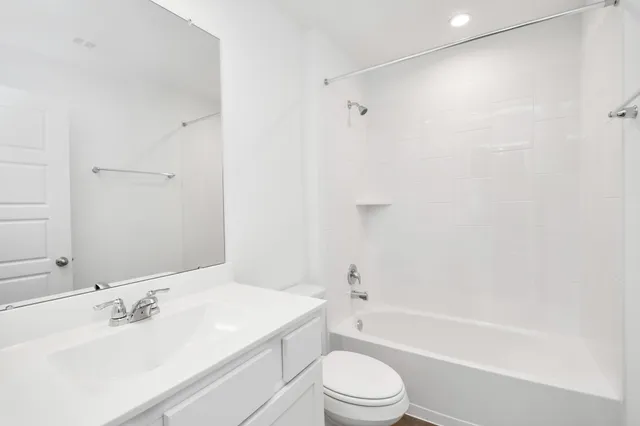 $2,300 | 8718 Partridge Court, Rosharon, TX 77583