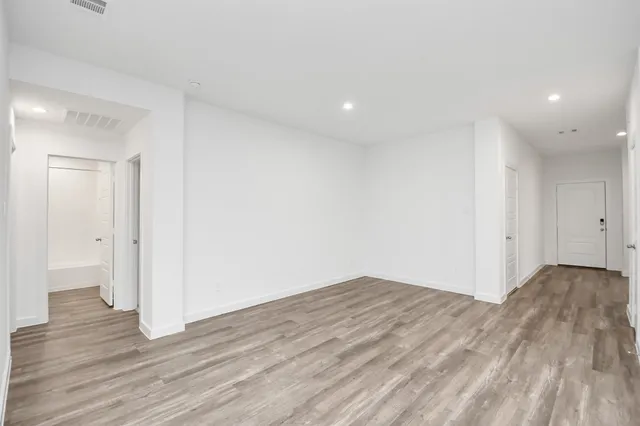 $2,300 | 8718 Partridge Court, Rosharon, TX 77583