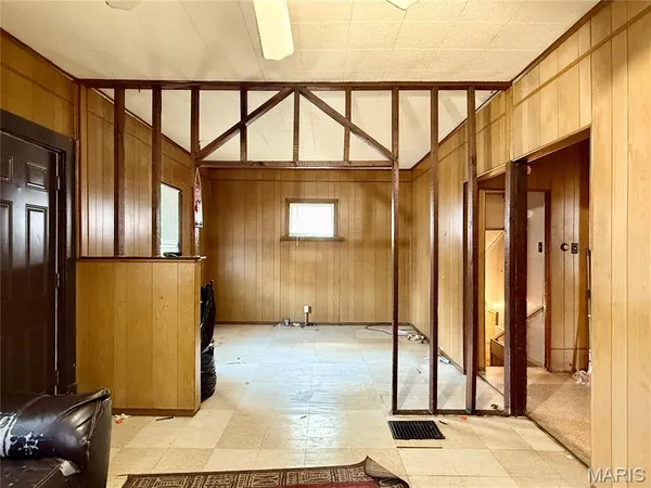 $45,000 | 5819 Helen Avenue, Jennings, MO 63136
