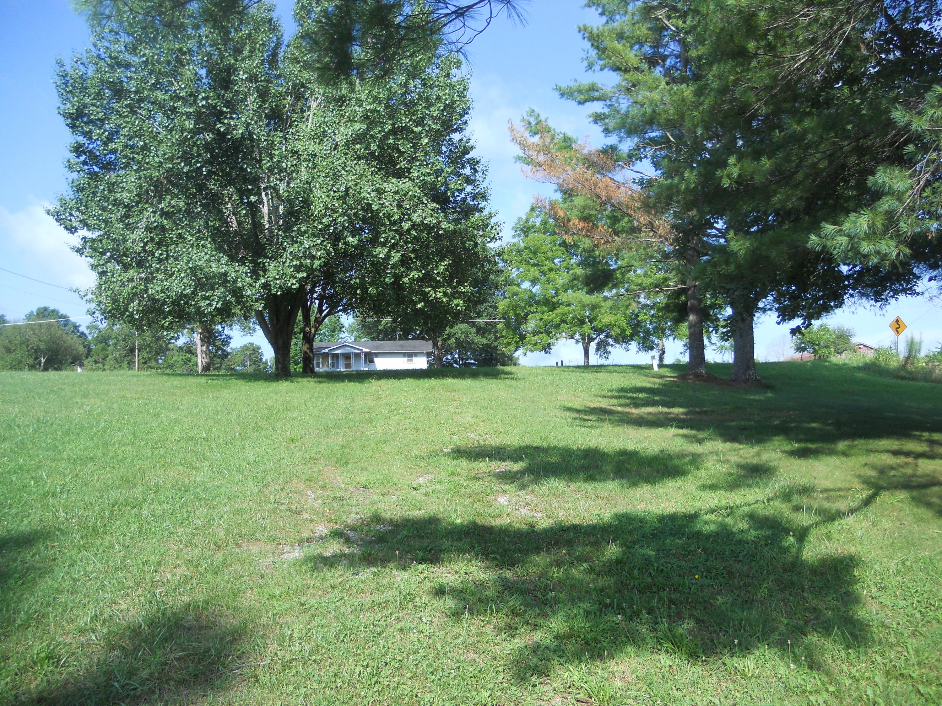 2436 Tinchtown Road Jamestown, TN 38556 - Photo 11 of 24 016