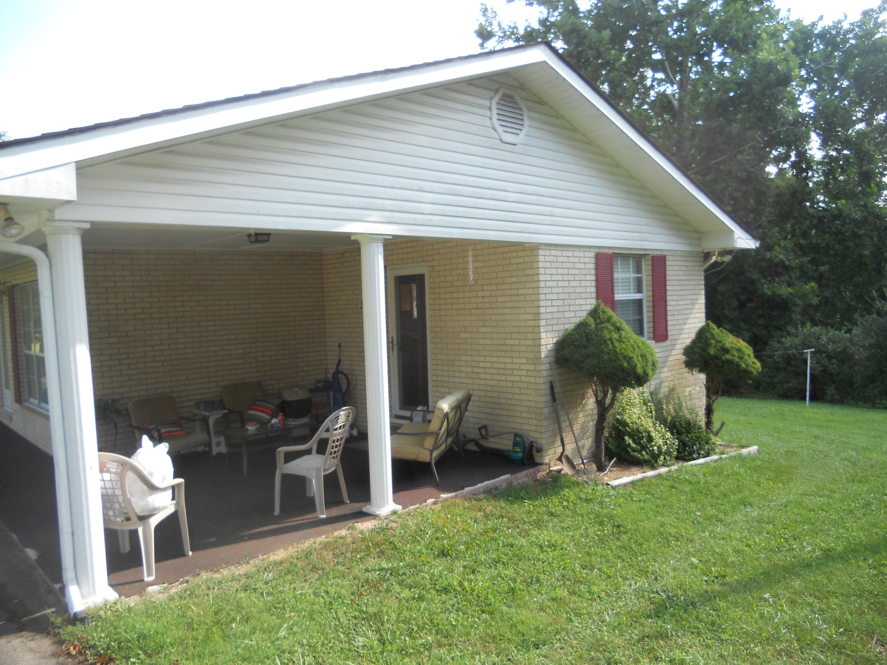 2436 Tinchtown Road Jamestown, TN 38556 - Photo 5 of 24 010