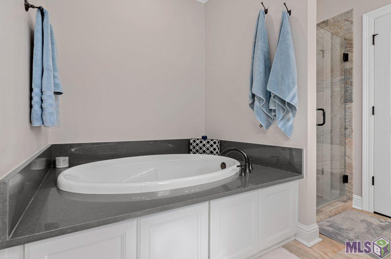 15224 Ravello Court Prairieville, LA 70769 - Photo 13 of 23 Gallery Image 13