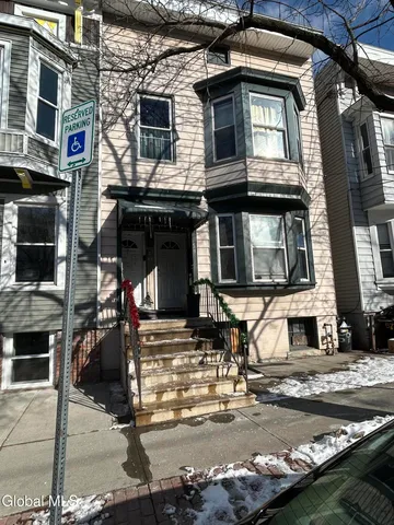 $295,000 | 59 Dana Avenue, Albany, NY 12208