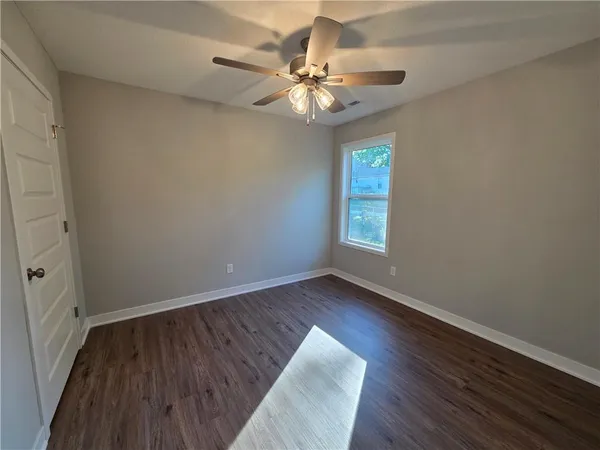 $219,900 | 30 East 7th Street, Adrian, MO 64720