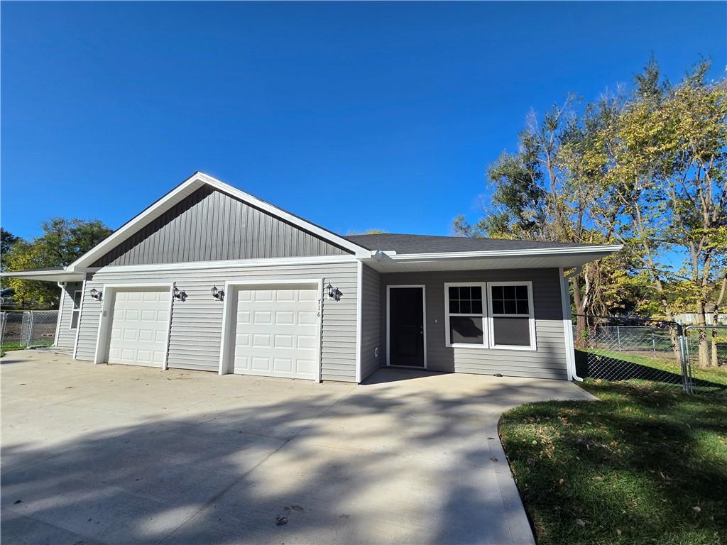30 East 7th Street Adrian, MO 64720 - Photo 2 of 44