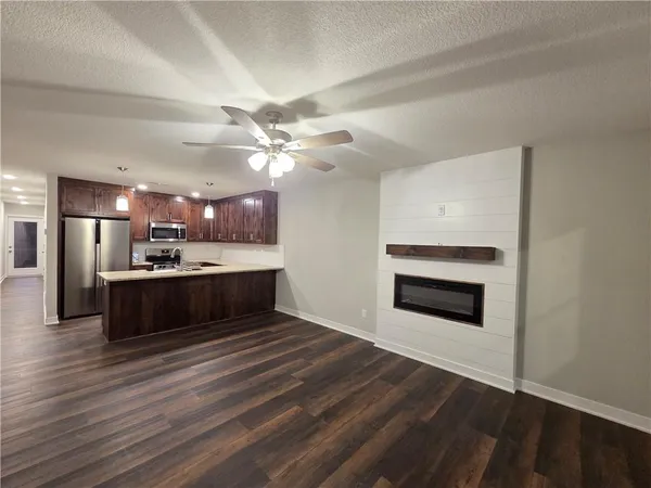 $219,900 | 30 East 7th Street, Adrian, MO 64720