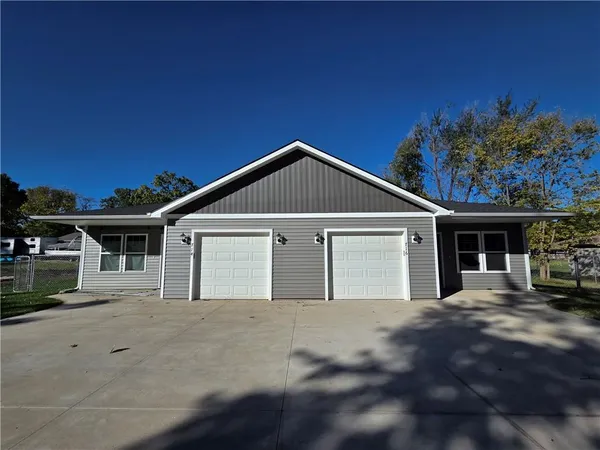 $219,900 | 30 East 7th Street, Adrian, MO 64720